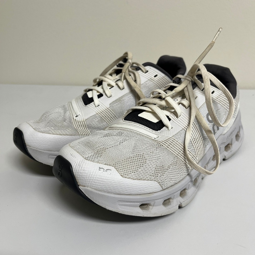 On Running Cloudgo White Grey Womens Running Shoes US 10 Athletic Sneakers